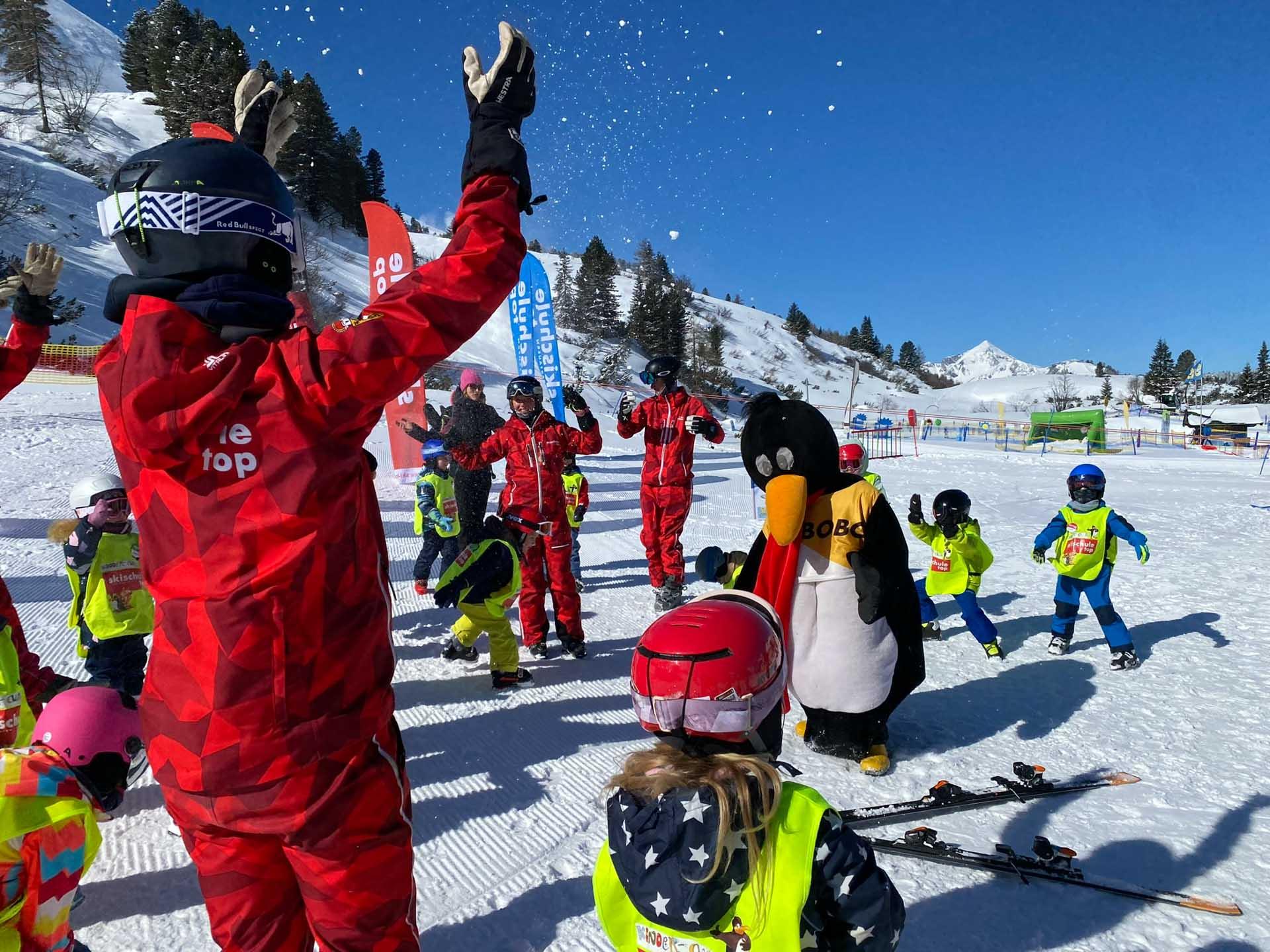 Bobo im Kinderland der Skischule Top Obertauern